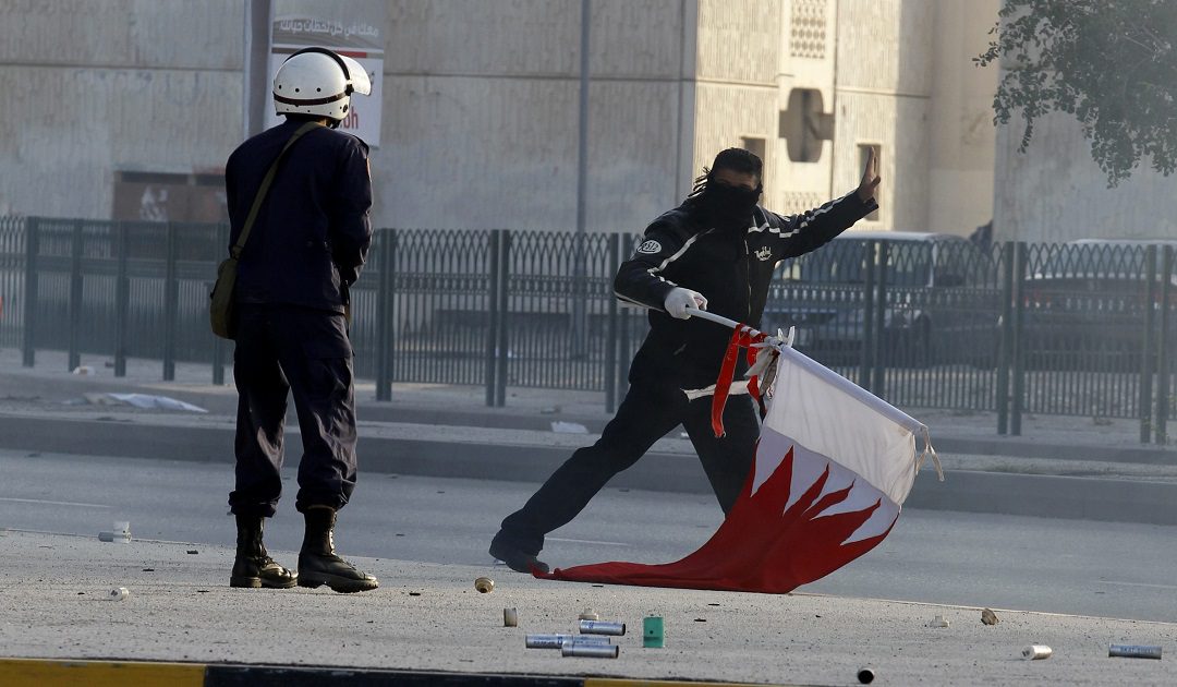 حقوقيون: البحرين تعاني من قوننة قمع الحريات