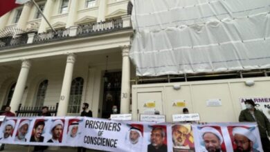 ملف سجناء الرأي يعري سياسات القمع في البحرين