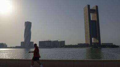 البحرين المثقلة بالديون