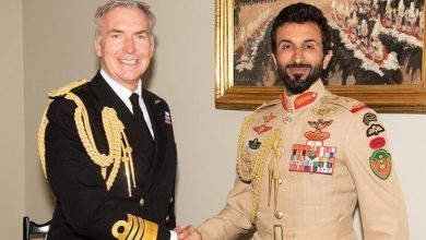 The official website of the Al-Khalifia News Agency published a picture of Nasser bin Hamad Al Khalifa wearing his military uniform, which was covered with decorations, during his meeting with the Commander of the British Armed Forces, Admiral Sir Tony Radakin.