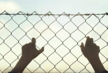 حكم تعسفي بسجن فتى بحريني بتهمة التجمهر السلمي