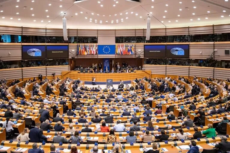 برلمانيون أوروبيون يطالبون البحرين بوقف انتهاك الحقوق المدنية والسياسية