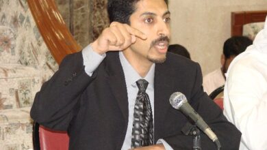ناشط حقوقي بارز يستأنف إضرابه عن الطعام في سجون البحرين