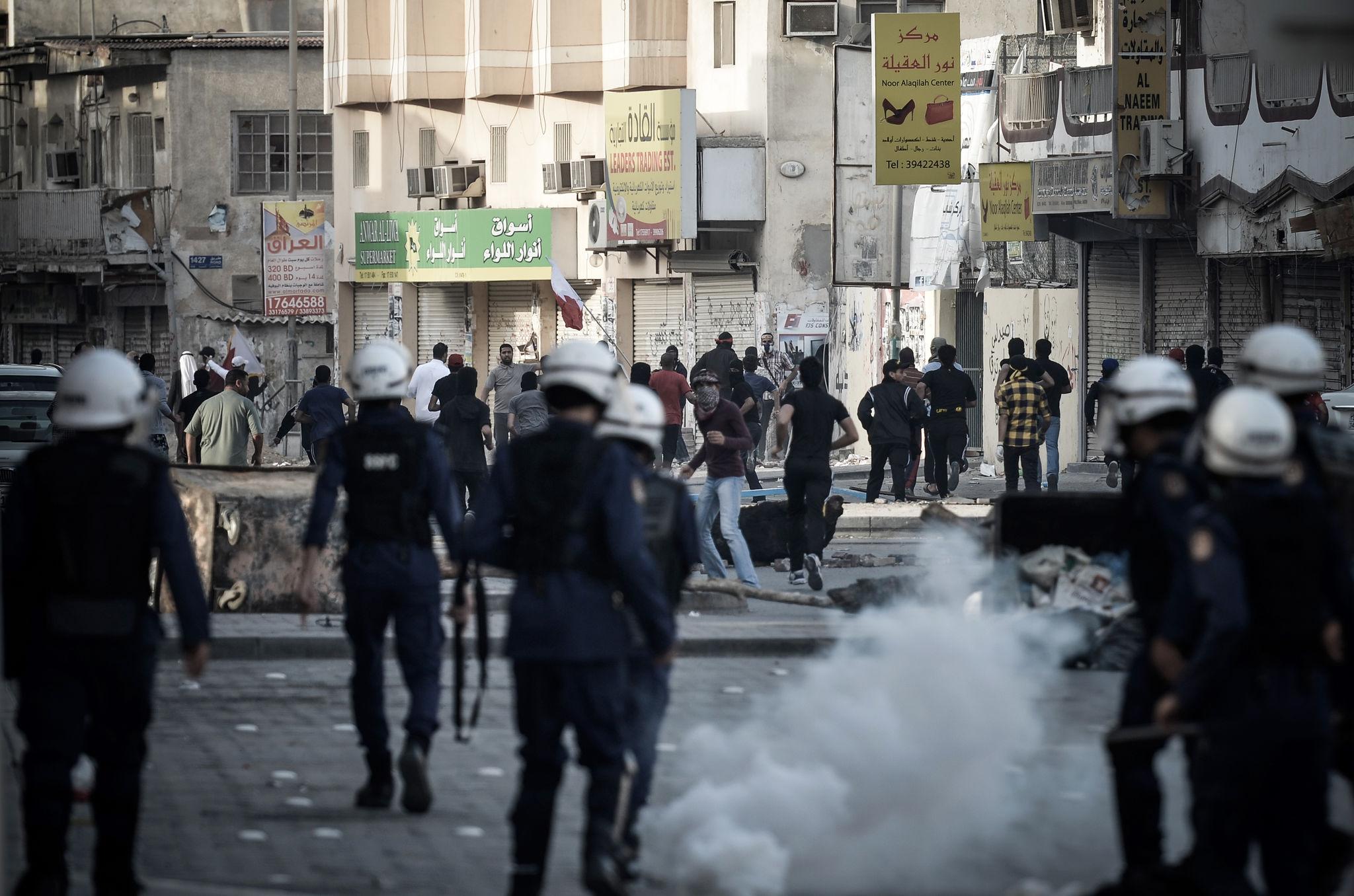 منظمات حقوقية تفضح حملة الاعتقالات في البحرين بسبب الحرب على إيران