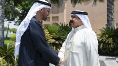 البحرين بين السعودية والإمارات: ارتهان سياسي يهددها بعزلة خليجية خانقة