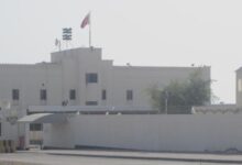 البحرين تُصعّد القمع الطائفي: اعتقالات لعلماء وتهم “غسيل أموال” تستهدف الشعائر الشيعية