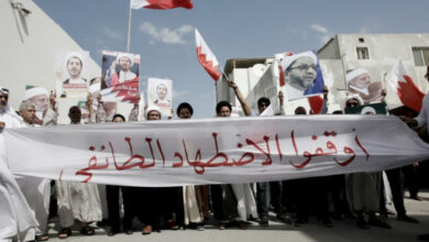 البحرين تعود إلى سياسة القبضة الأمنية بحملة قمع تطال رجال الدين والحريات العامة