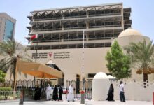 إجراءات مهينة بحق علماء الدين المعتقلين في البحرين شملت تكبيلهم بالأغلال الحديدية